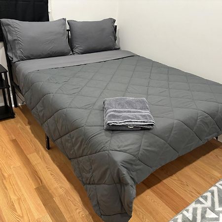 Homestay B&B In Boston - 3 Locations In Dorchester Eksteriør billede