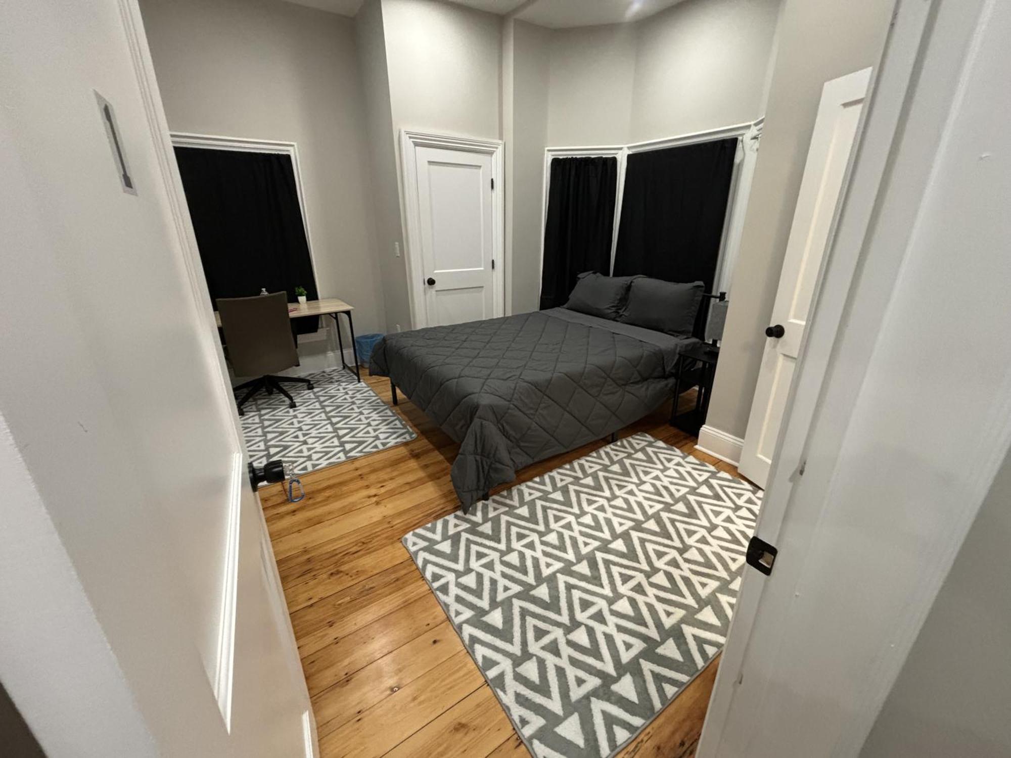 Homestay B&B In Boston - 3 Locations In Dorchester Eksteriør billede